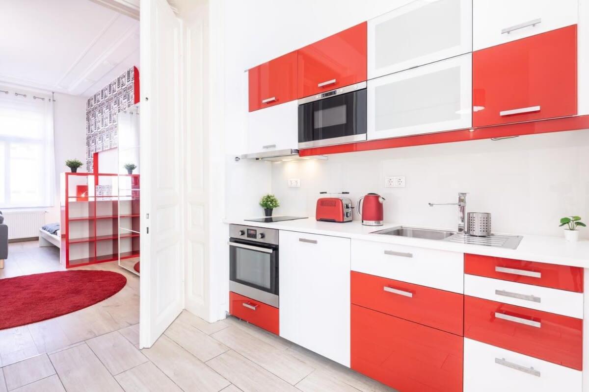 Bright & Large Apartment At Top Location Budapest Extérieur photo